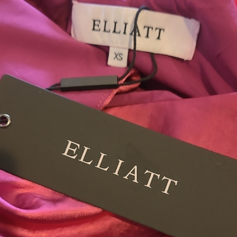 Elliatt X Revolve Caroline Halter Dress In Ruby Satin Size XS NWT - Picture 13 of 15
